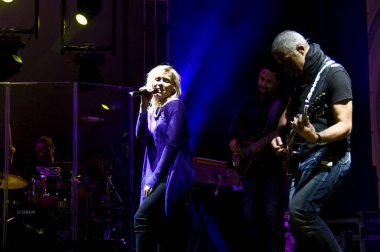 HALLE, ALMANY - 27 AĞUSTOS: Natasha Bedingfield 27 Ağustos 2011 'de Halle, Almanya' da 75..