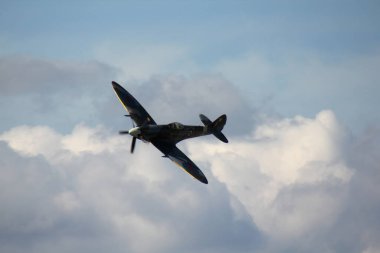 Hava Gösterisi sırasında askeri uçaklar 