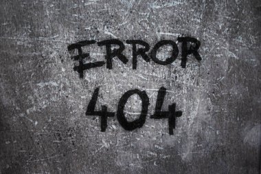 Gri duvarda hata 404 