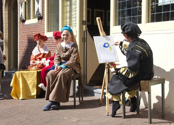 View Children Enact Vermeer — Stock Photo, Image