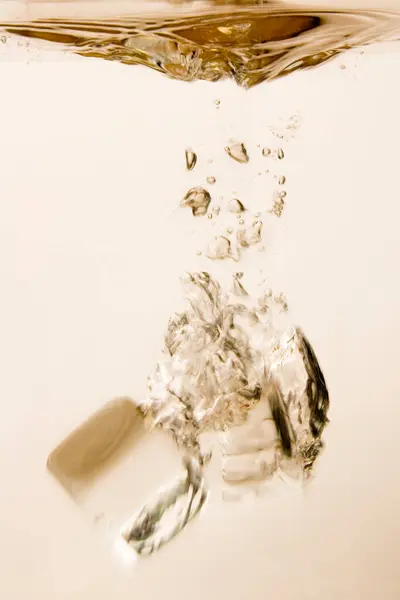 Замороженный Кубик Льда Жидкости — стоковое фото
