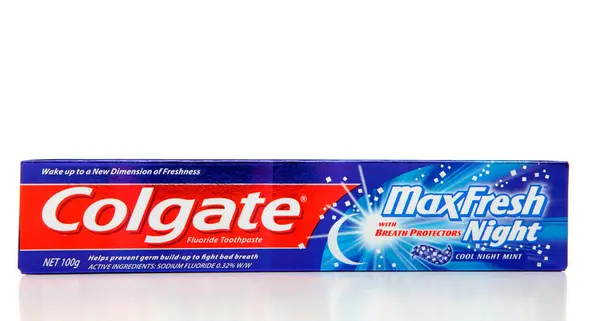 Colgate Max Fresh Night Formula Toothpaste White Background — Stock Photo, Image