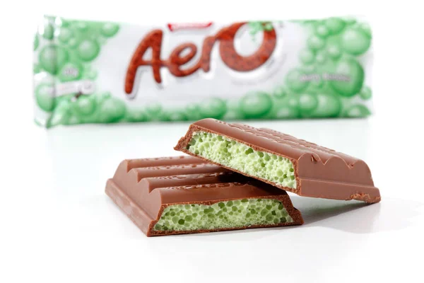 Aero Chocolate Bar Mint White Background — Stock Photo, Image