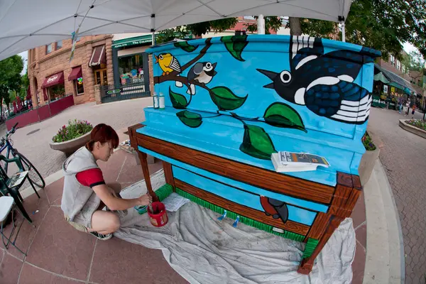 Painting Mural Piano — Stock Photo, Image