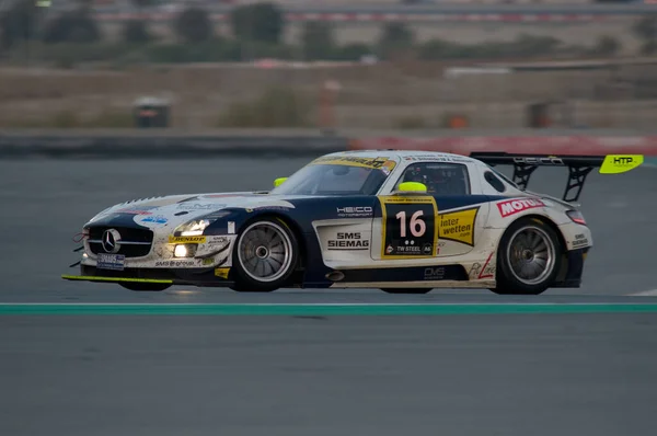 Coche Carreras Velocidad Horas Carrera Autódromo Dubai Enero 2012 — Foto de Stock