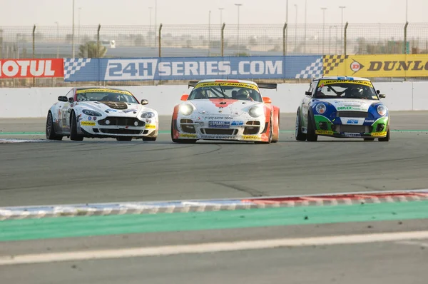 Ocak 2012 Dubai Autodrome Saat Yarış Arabaları — Stok fotoğraf
