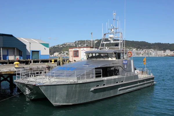 Polisens Uppskjutning Militärt Fartyg Hamn — Stockfoto