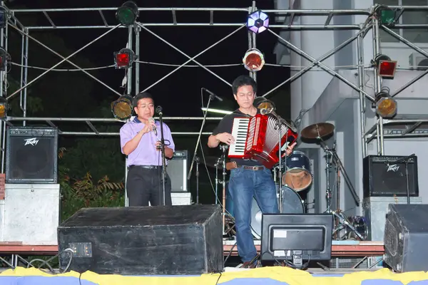 Men Singing Playing Accordion — Stock Photo, Image