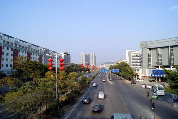 中国深圳的建筑物和公路交通 — 图库照片