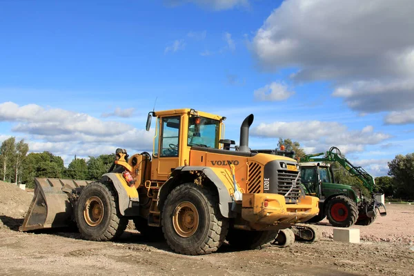 Une Excavatrice Chargeuse Tracteur Grappin Sur Chantier Construction — Photo