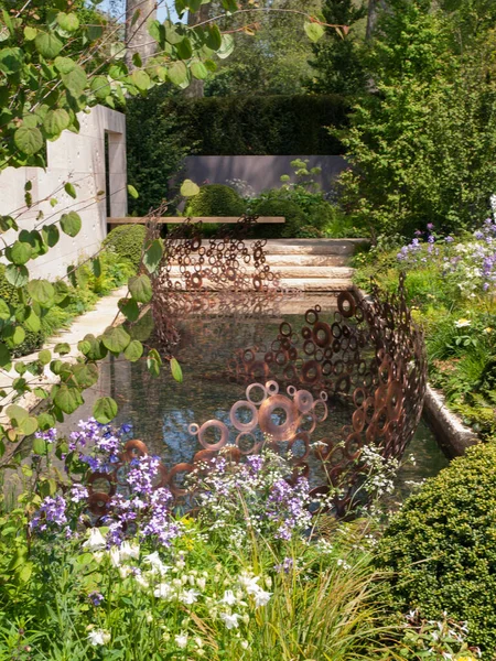 Garden Projetado Por Andy Sturgeon Gold — Fotografia de Stock