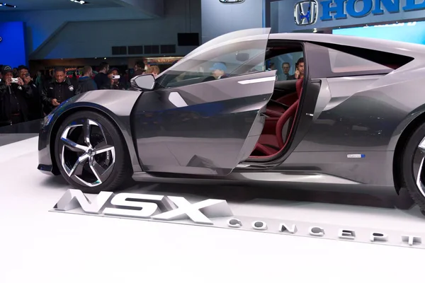 在2013年1月27日于密歇根州底特律举行的北美国际车展上的Acura Nsx概念 — 图库照片