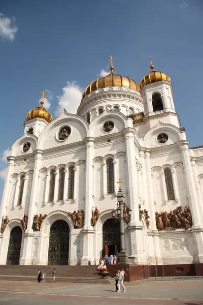 Människor Kristus Frälsarens Katedral Moskva — Stockfoto