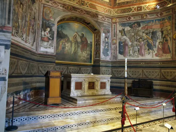 Siena Italia Interior Maravillosamente Decorado Del Baptisterio — Foto de Stock