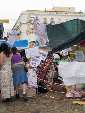 İspanyol Devrimi 'nin temizlik bölümü.