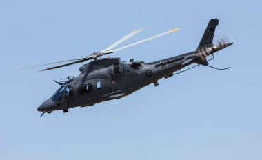Helikopter, uçuş ve ulaşım konsepti