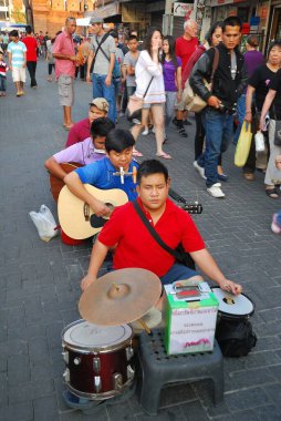 Şehirdeki sokak müzisyenleri