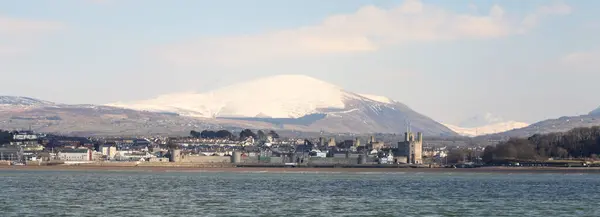Vedere Frumoasă Caernarfonului Strâmtoarea Menai — Fotografie, imagine de stoc