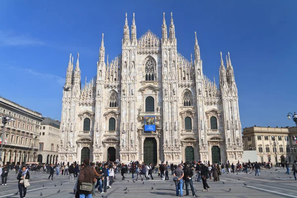 Milan Katedral Binası, Gotik mimari 