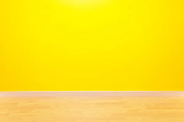 Gelbe Wand Und Parkett Den Wohnungen — Stockfoto