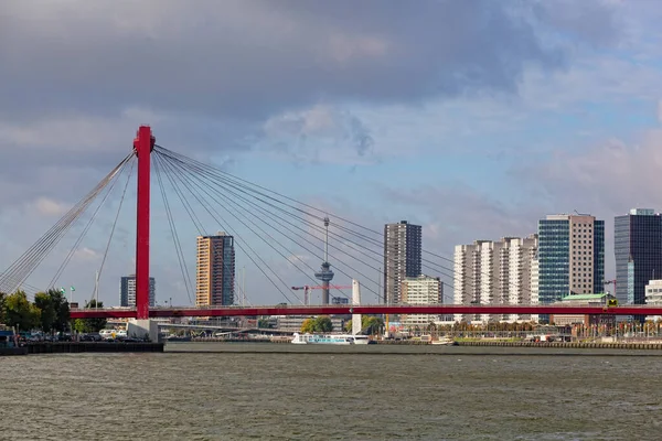 鹿特丹Willemsbrug桥景观 — 图库照片