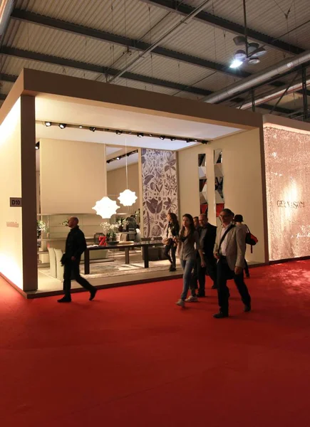 Salone Del Mobile Międzynarodowych Meble Wystawowe Akcesoria — Zdjęcie stockowe