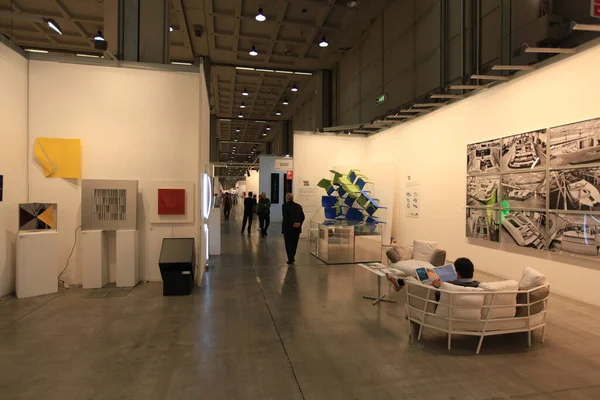 MiArt, modern ve çağdaş sanatın uluslararası sergisi