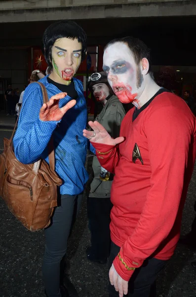 London Storbritannia Oktober 2011 Folk Som Deltar Den Årlige Zombie – stockfoto