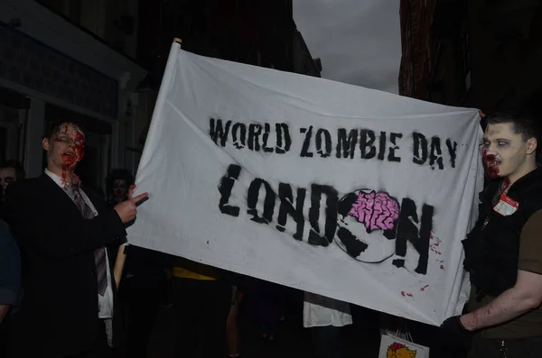 Londen Verenigd Koninkrijk Oktober 2011 Deelnemers Aan Jaarlijkse Zombie Walk — Stockfoto
