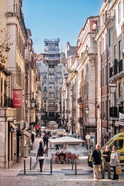 Lizbon 'daki Santa Justa Asansörü