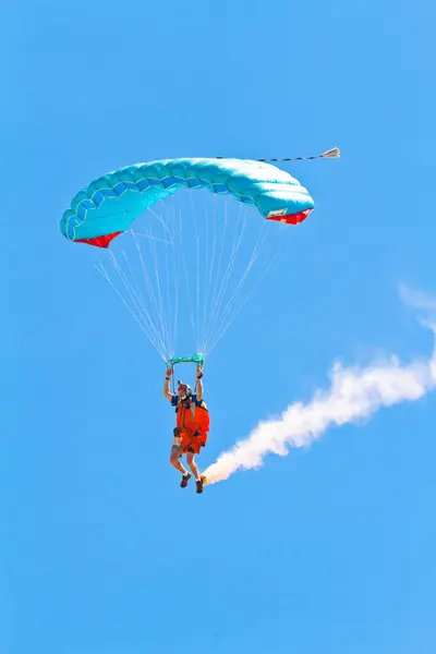 Cadiz Spanien September 2011 Fallschirmspringer Rex Pemberton Nimmt Der Flugshow — Stockfoto