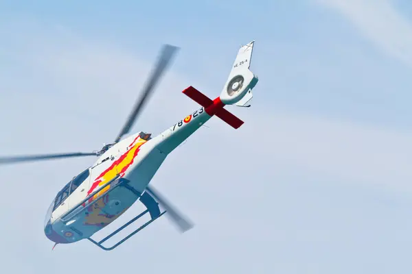 Cadiz Spain Sep Вертолет Patrulla Aspa Принимает Участие Испытаниях Авиасалоне — стоковое фото