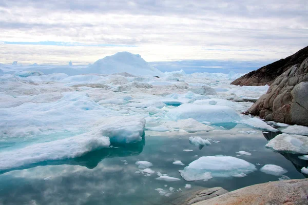 Buzdağı Karlı Kış Manzarası — Stok fotoğraf