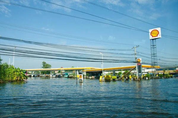 Stacje Benzynowe Podczas Najgorszych Powodzi — Zdjęcie stockowe