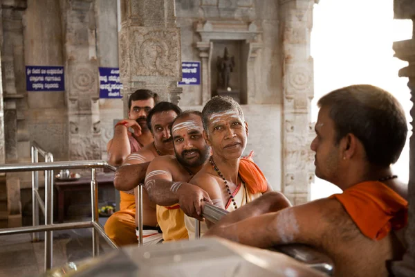 Happy Indian Priests Temple — Stock Photo, Image