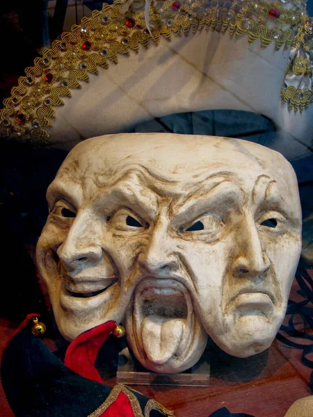 Венецианская Карнавальная Маска Три Эмоции — стоковое фото