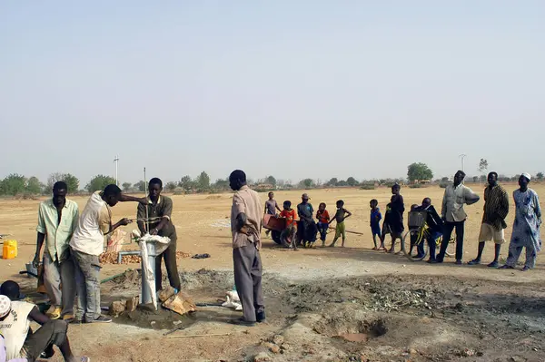 Montage Une Pompe Burkina Faso — Photo