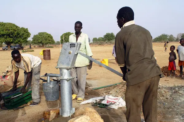 Assembly Pump Burkina Faso — Stock Photo, Image