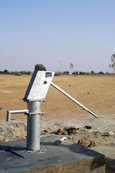 Montage Einer Pumpe Burkina Faso — Stockfoto