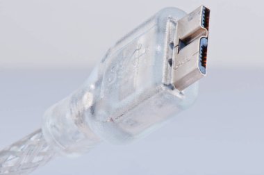 Mini USB 3.0 bujisi kapat