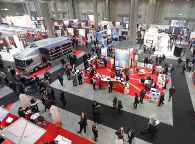 SMAU 2012. Uluslararası ticari istihbarat ve bilgi teknolojisi fuarı.