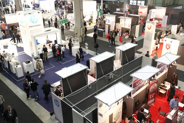 SMAU 2012. Uluslararası ticari istihbarat ve bilgi teknolojisi fuarı.
