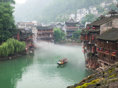 Tuojiang nehir Fenghuang, Çin