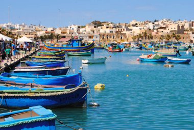 Malta balıkçı köyü manzarası
