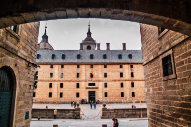 El Escorial Manastırı tarafında.