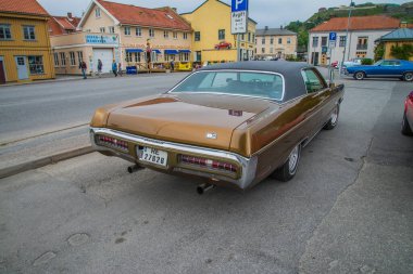 Klasik Amcar 'ın yakın plan çekimi, 1971 Plymouth spor öfkesi