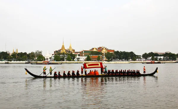 Thaise Royal Barge Procession Bij Chao Phraya River — Stockfoto