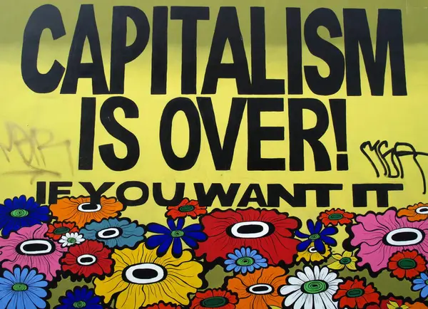 Capitalisme Est Fini Veux Texte Sur Graffiti — Photo