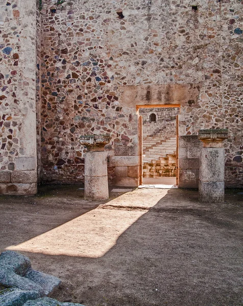Antigua Puerta Pared Ruinas Romanas — Foto de Stock