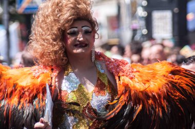 Almanya 'da Gay Onur Yürüyüşü Köln